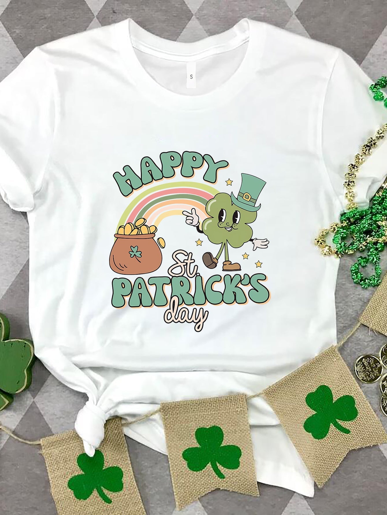 HAPPY ST PATRICK'S DAY Round Neck T-Shirt - Ormond Beach Boutique