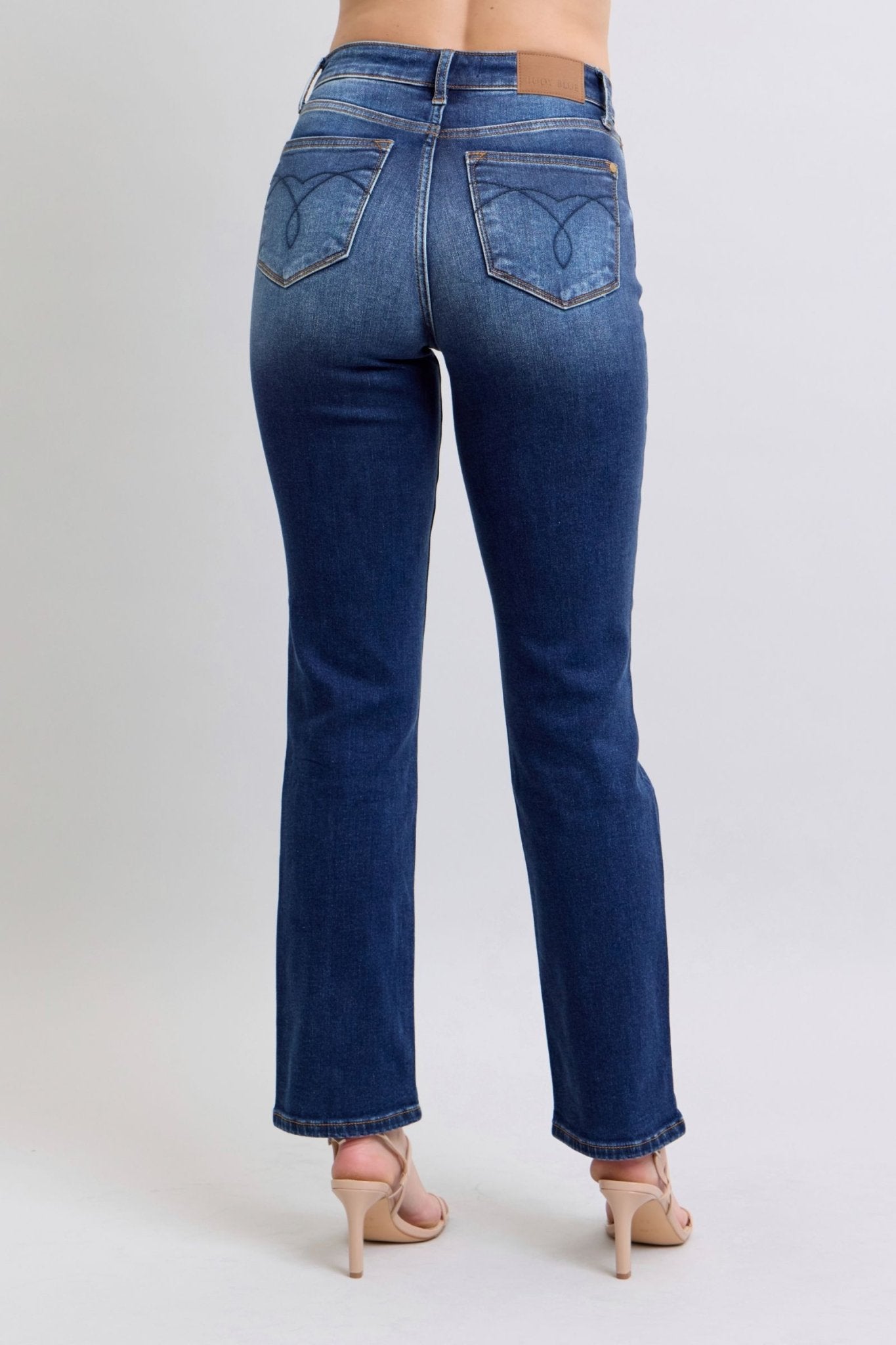 Judy Blue Full Size Washed Straight Leg Jeans with Pockets - Ormond Beach Boutique