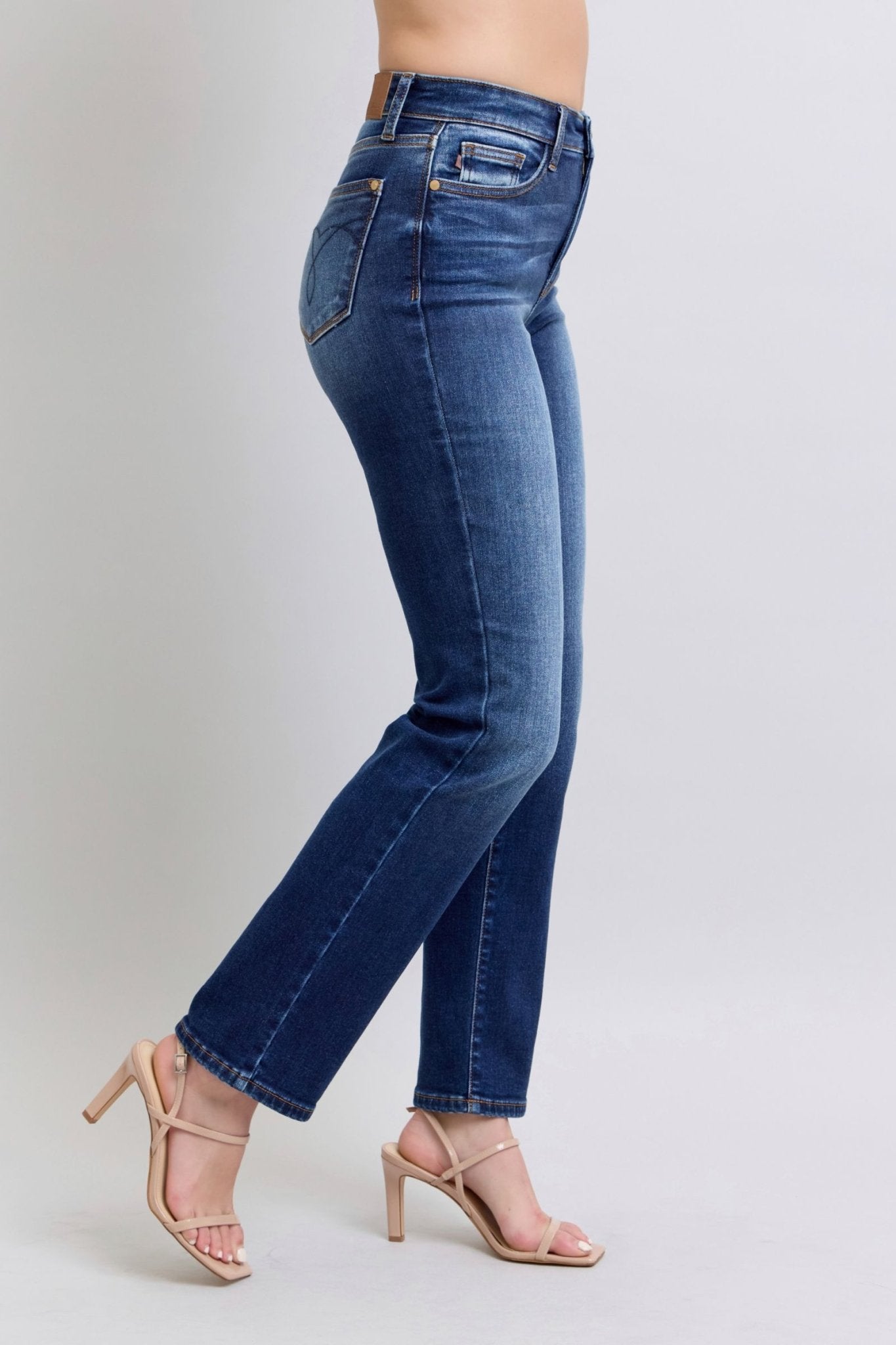 Judy Blue Full Size Washed Straight Leg Jeans with Pockets - Ormond Beach Boutique