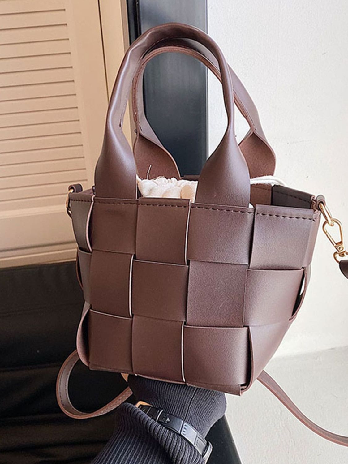 PU Leather Braided Bucket Bag - Ormond Beach BoutiqueTrendsiOrmond Beach Boutique2d62ad14 - 8486 - 49dc - bf6c - f48db32b9348 - Max100700904402106100700904402106Dark BrownOne Size