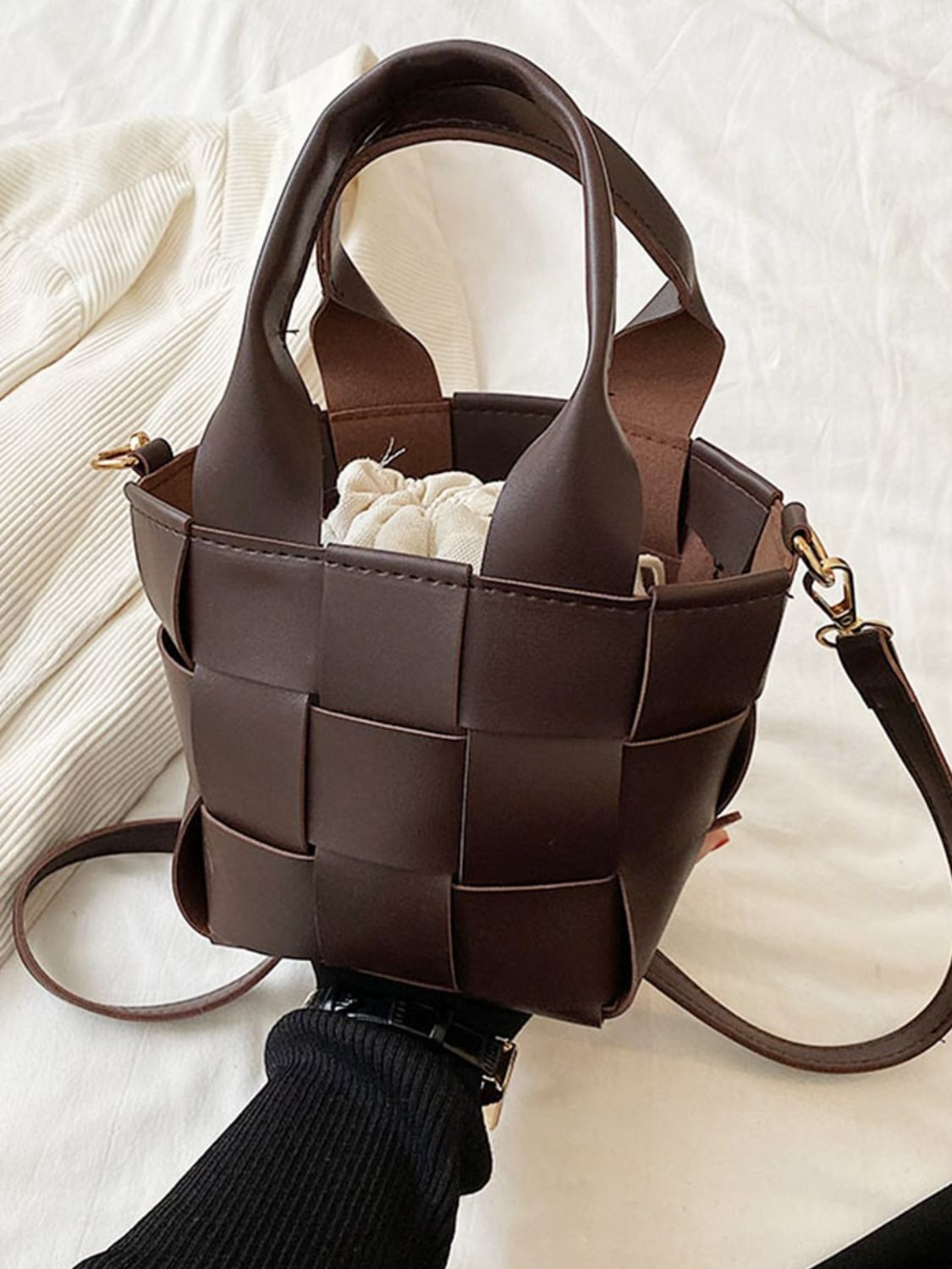 PU Leather Braided Bucket Bag - Ormond Beach BoutiqueTrendsiOrmond Beach Boutiqueee725d74 - db23 - 446e - b4b6 - b01f9857ea4d - Max100700904402106100700904402106Dark BrownOne Size