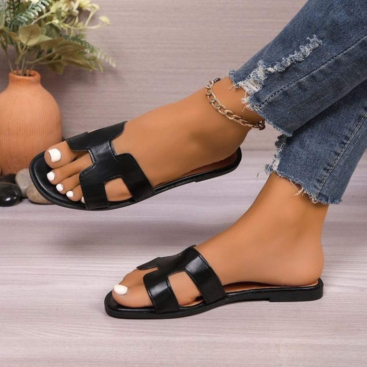 PU Leather Flat Sandals - Ormond Beach BoutiqueTrendsiOrmond Beach Boutique88a66e77 - a4cc - 4e98 - 99e5 - f1f0f0488078 - Max100600396441022100600396441022Black37(US6)