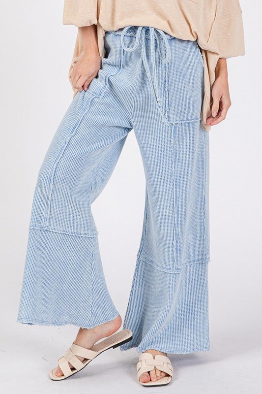 SAGE + FIG Waffle Textured Wide Leg Mineral Washed Pants - Ormond Beach BoutiqueTrendsiOrmond Beach Boutique9a979756 - ca10 - 4a90 - 9bcc - 81efaf2325c1 - Max100100440661895100100440661895Light BlueS