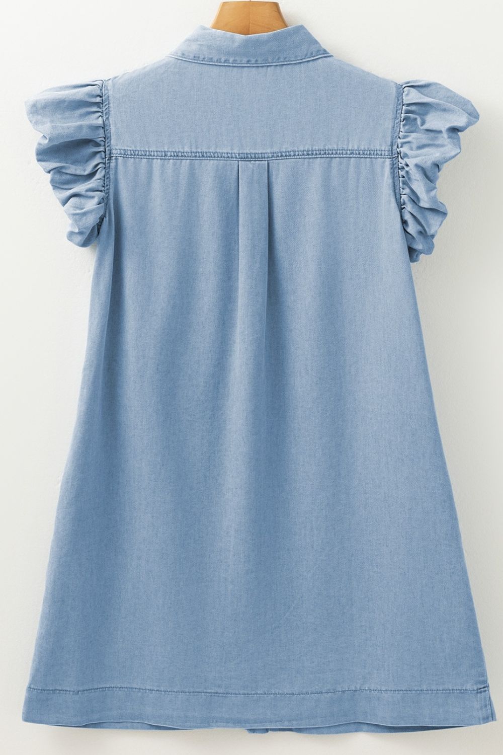 Smocked Collared Neck Cap Sleeve Denim Dress - Ormond Beach BoutiqueTrendsiOrmond Beach Boutiquec684d0a4 - 5814 - 48ad - 8bc6 - f2538ea771d1 - Max100100175895069100100175895069MediumXL