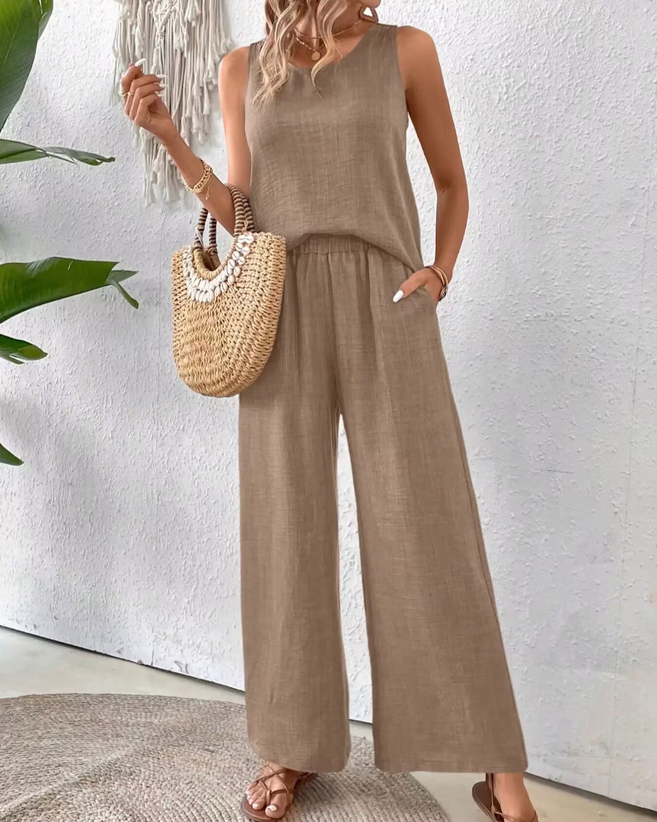 Women's Sleeveless Solid Color Back Hollow Lace Suit - Ormond Beach Boutique